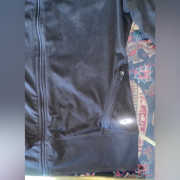 Sweater - Picture 4 of 4